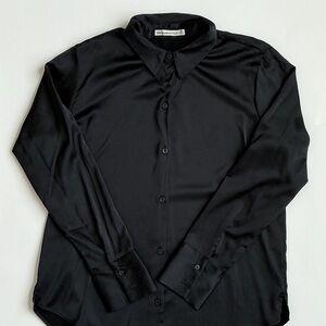 Abercrombie & Fitch Black Drapey Button-Down Shirt (M)